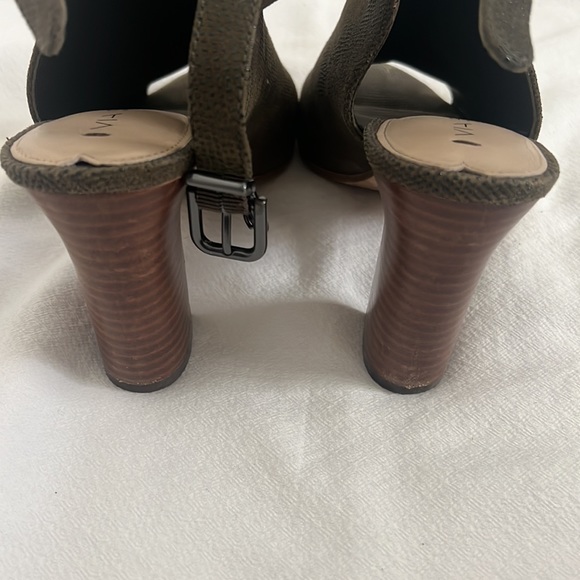 Via Spiga Fabrizie Olive open toe bootie - Picture 3 of 6